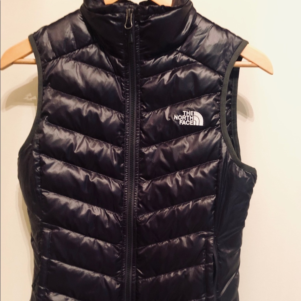 North Face Women’s Slim Fit Down Vest